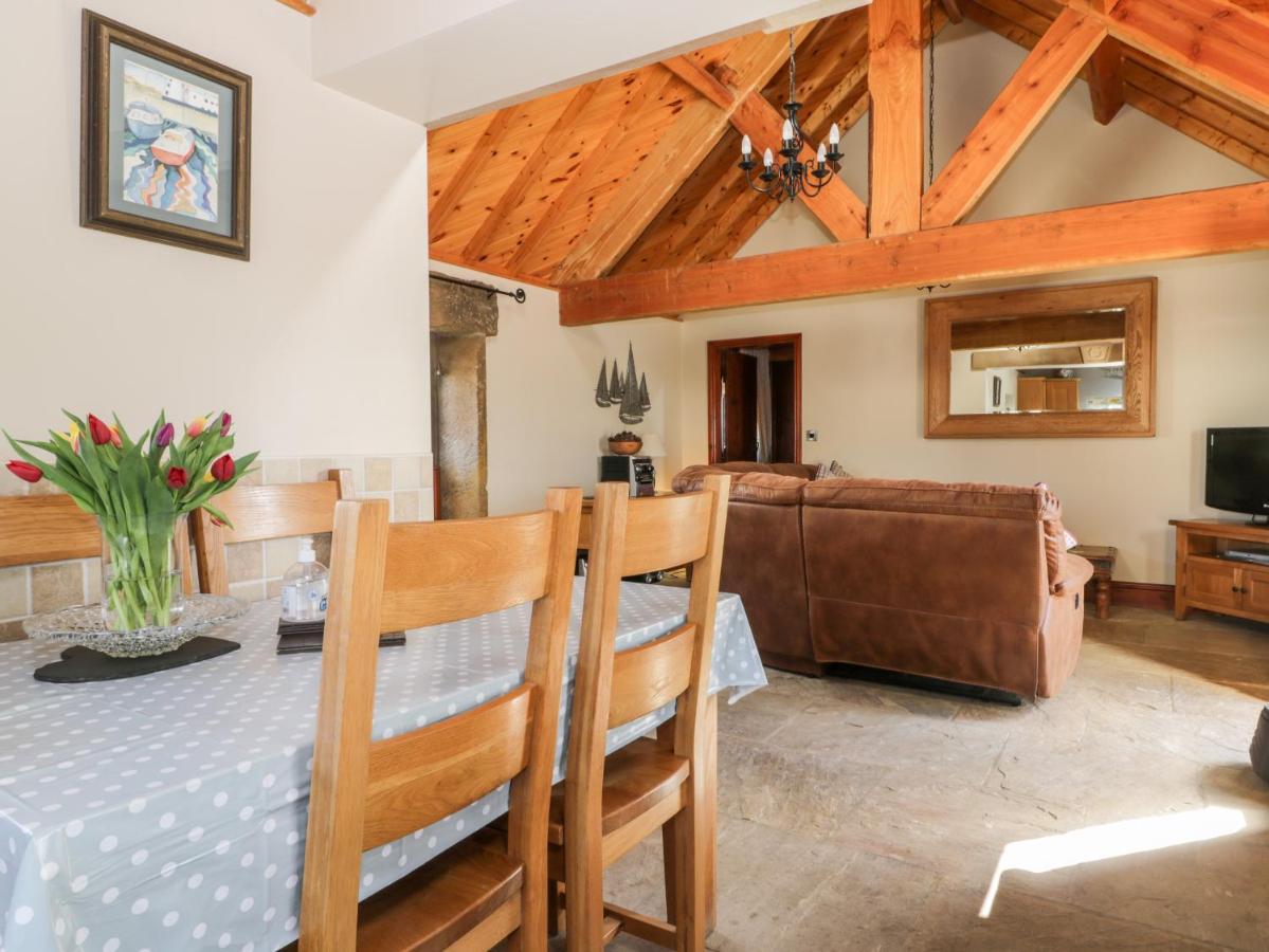 Stable Cottage Stoupe Brow Exterior foto